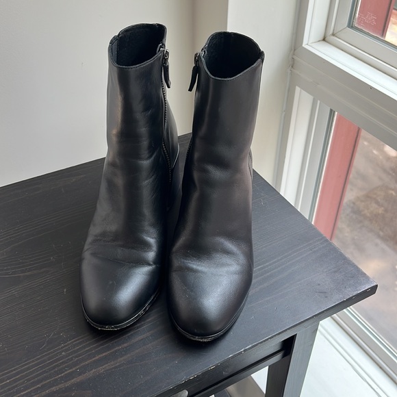 Eileen Fisher Black Ankle Boots - Picture 6 of 7